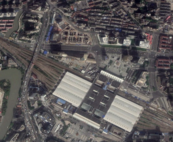 上海駅北口2019年.png