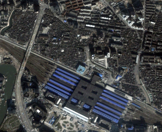 上海駅北口204年.png